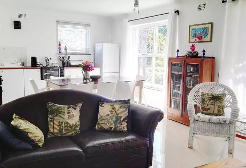 Majatalo Constantia Lazy River