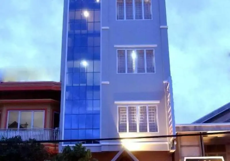 پانسیون Happy​​ Family Guesthouse