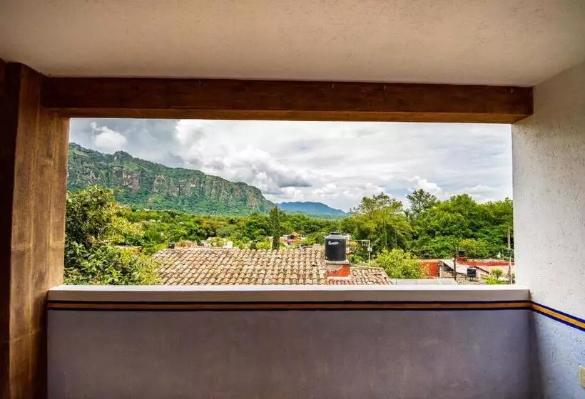 ユースホステル La Pirámide Del Tepozteco