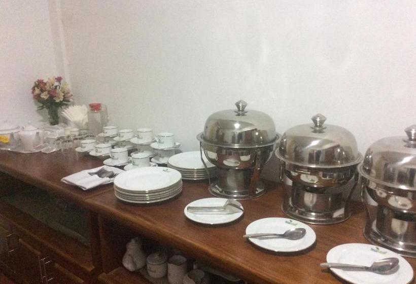 مبيت وإفطار Tealeaf