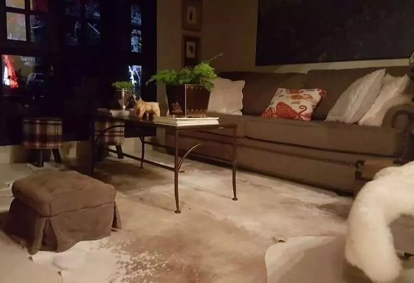 Majatalo Bosque Da Neblina