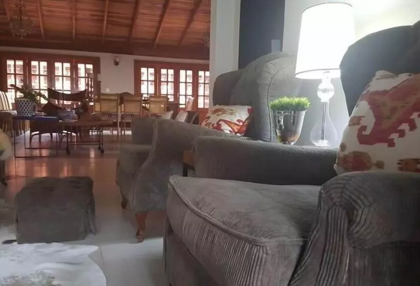 Majatalo Bosque Da Neblina