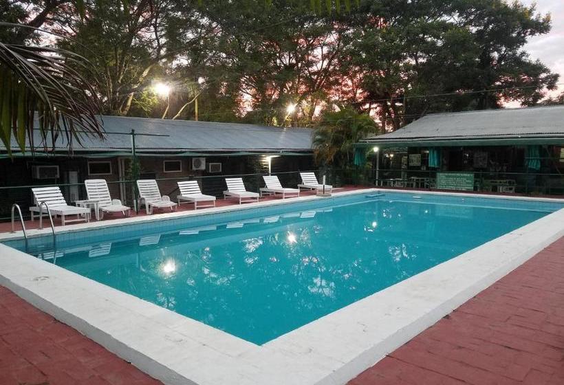 Panzió Cabañas Los Troncos