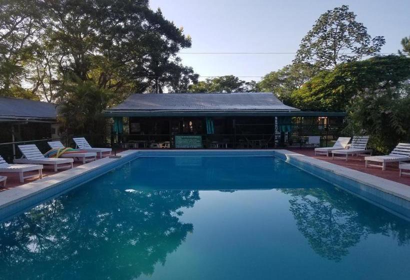 Panzió Cabañas Los Troncos