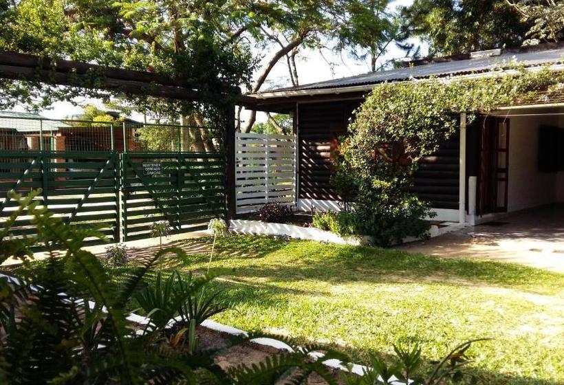 Panzió Cabañas Los Troncos