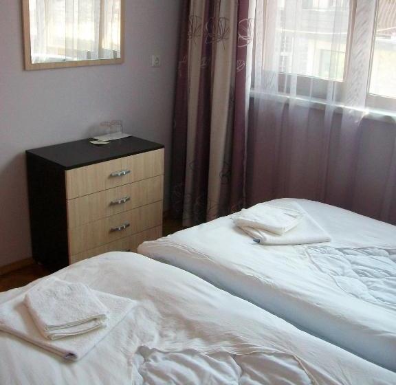 پانسیون Guest House Lilly