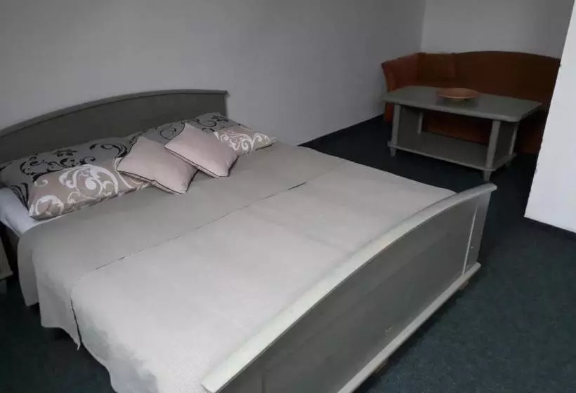 ペンション Penzión Marco Polo