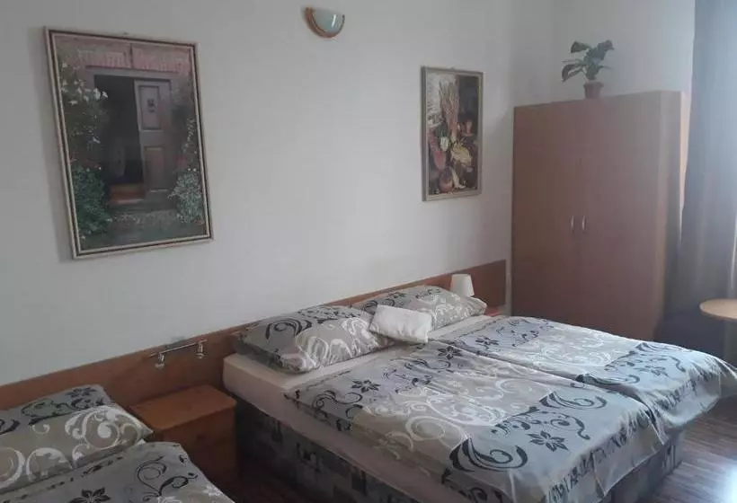 ペンション Penzión Marco Polo