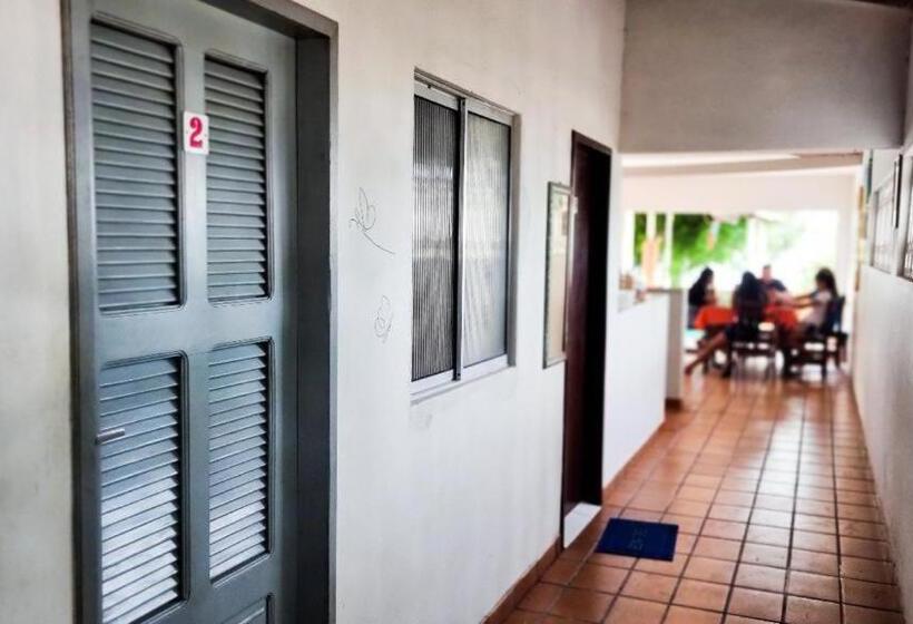 پانسیون Pousada Sol Dourado