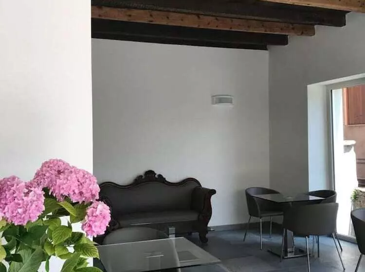 Hotelli Corte Di Pellio