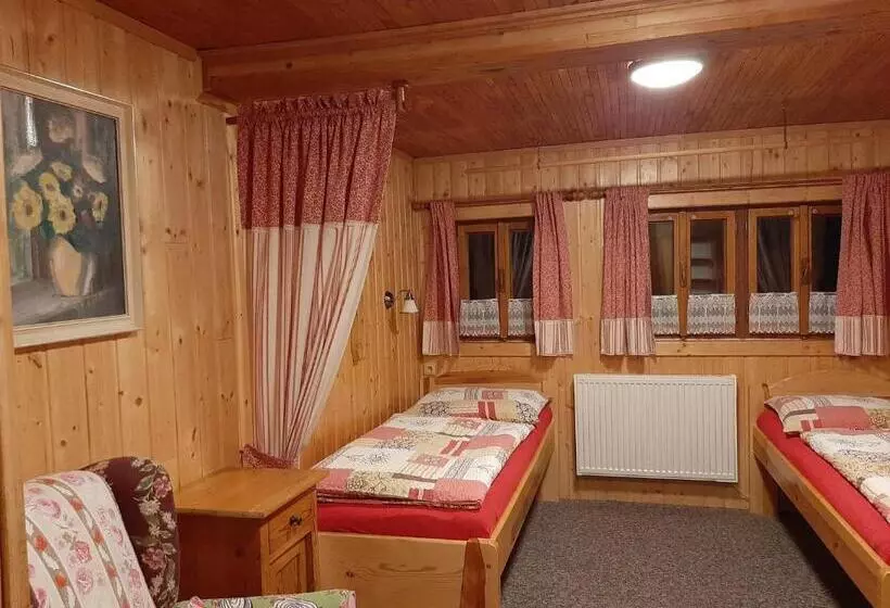 پانسیون Bouda Na Cestě