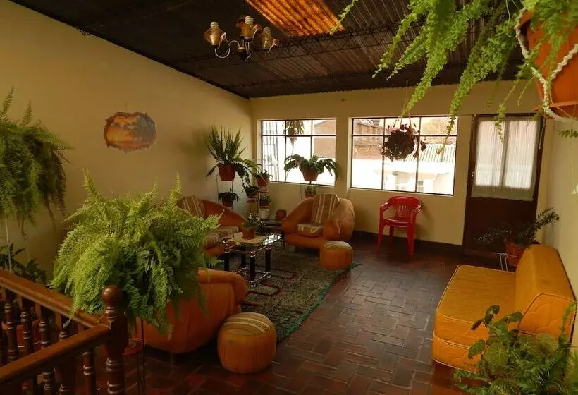 پانسیون Casa De Huespedes Isabella