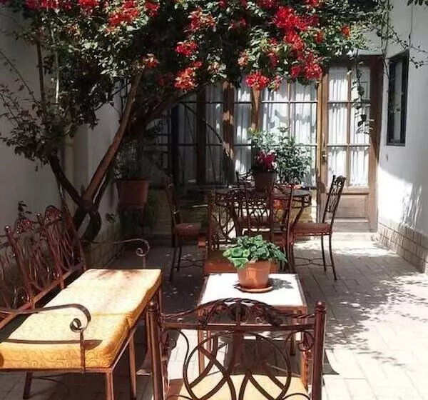 پانسیون Casa De Huespedes Isabella