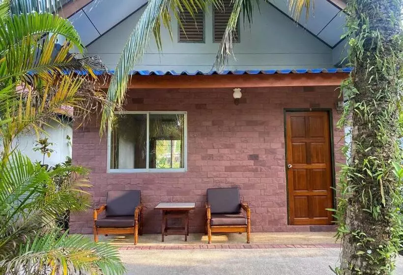 Majatalo Coconut Bungalow