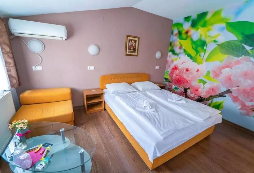 پانسیون Guest House Babilon