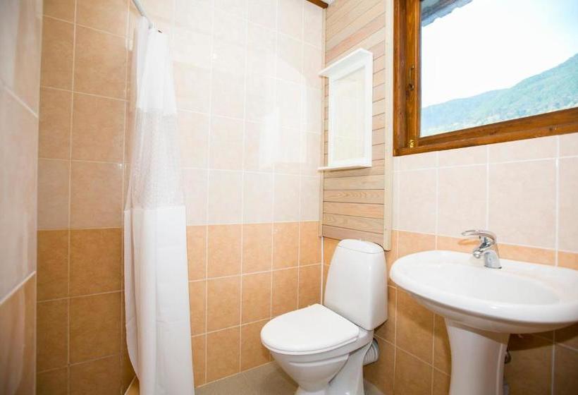 پانسیون Guest House Lavr