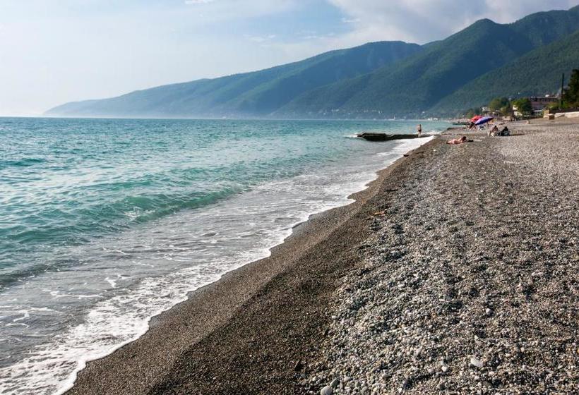 پانسیون Guest House Lavr