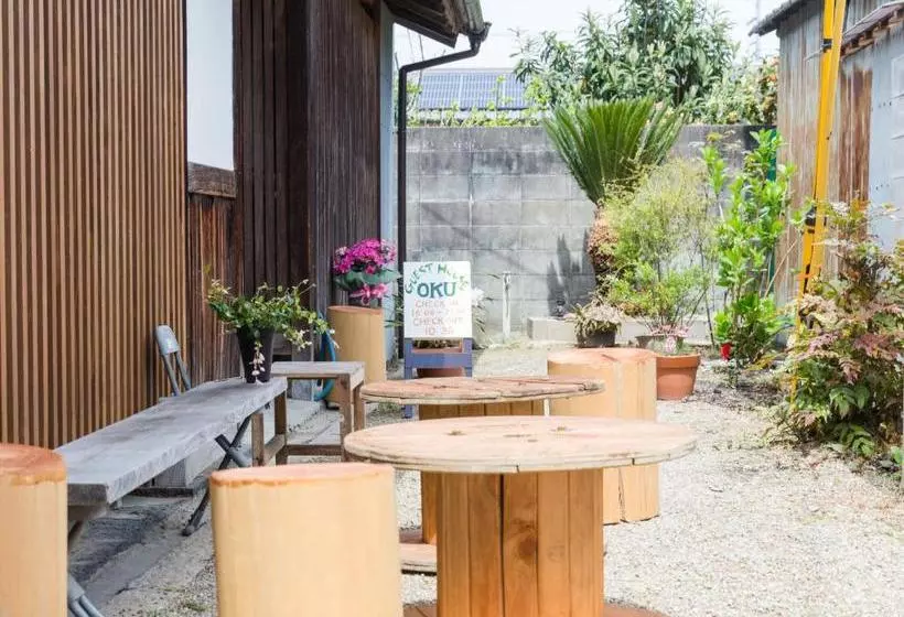 ペンション Guest House Oku