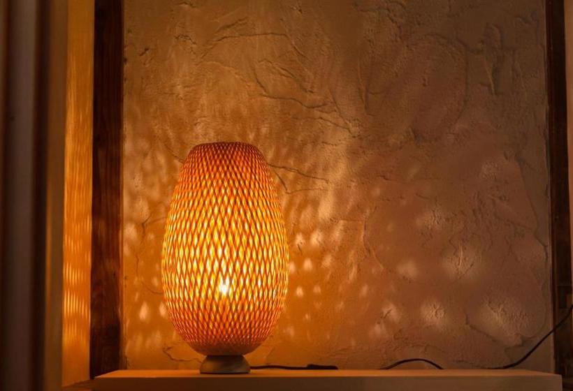 פנסיון Guest House Oku