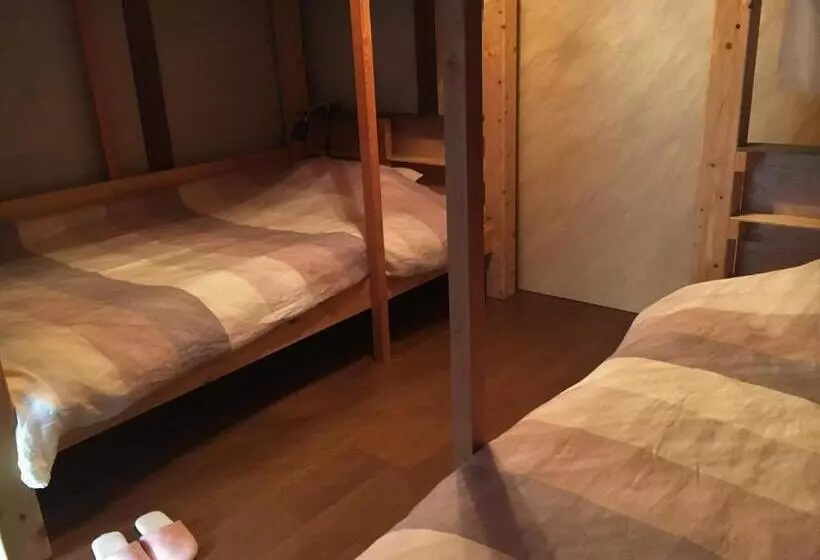ペンション Guest House Oku