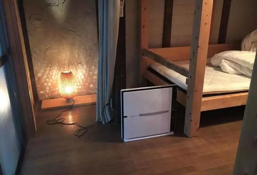 ペンション Guest House Oku