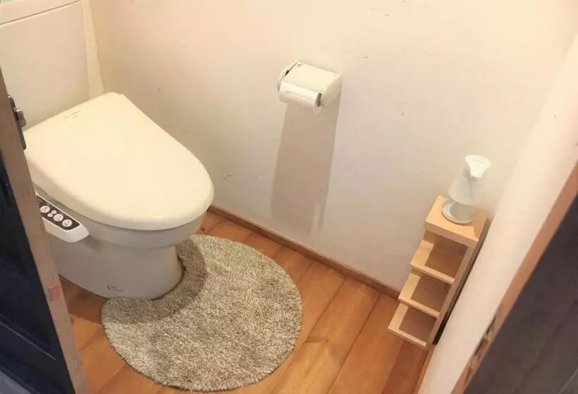 ペンション Guest House Oku