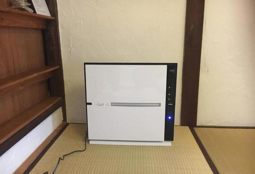 פנסיון Guest House Oku