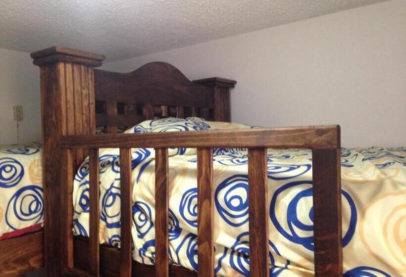 פנסיון Hostal Makea Pachuca