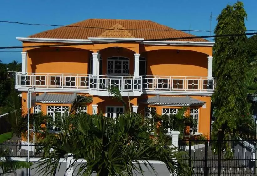 پانسیون La Mirage Residence Guest House