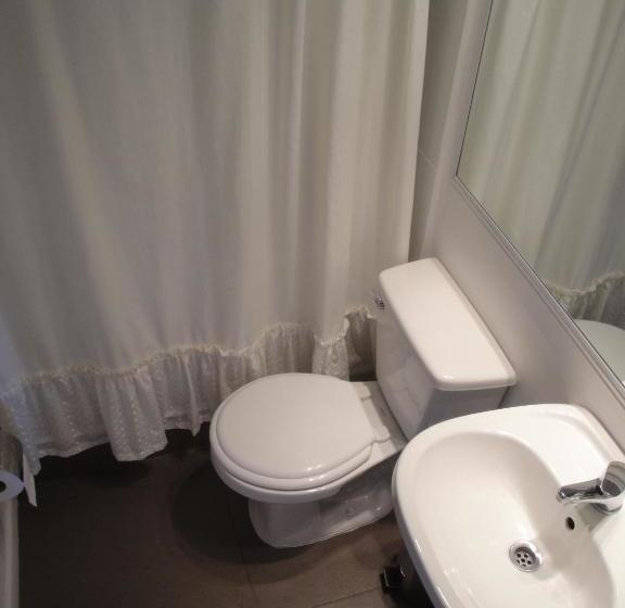 پانسیون The Travelling Chile