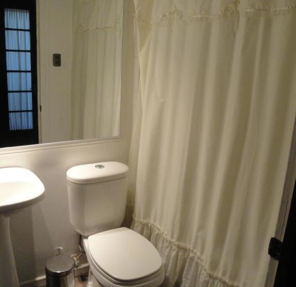 پانسیون The Travelling Chile