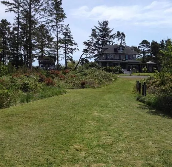 Retkeilymaja Glenacres Historic Inn