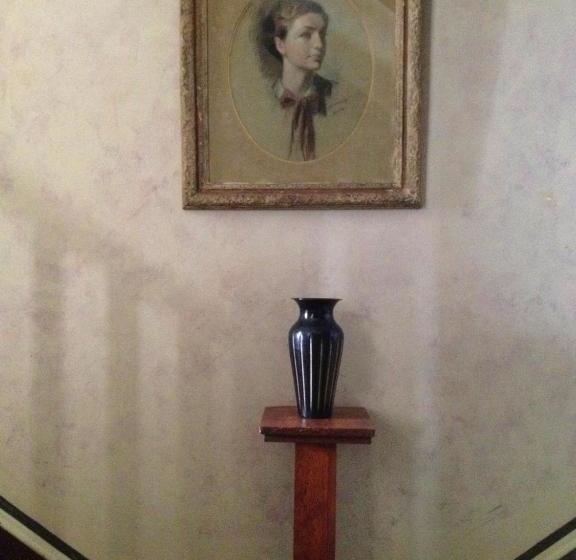 Общежитие Glenacres Historic Inn