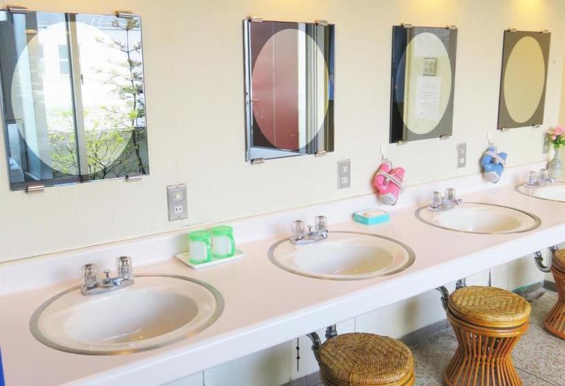 Capsule Hotel Honcho