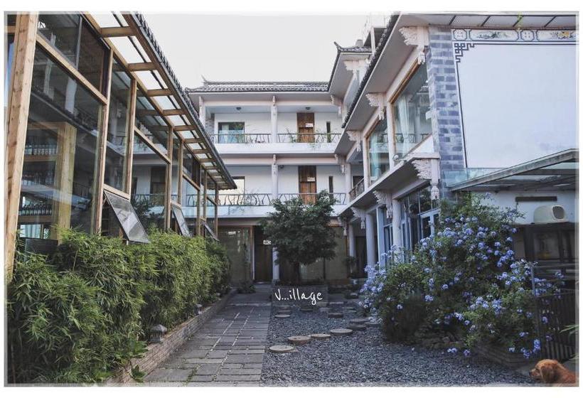 Пансион Dali Village Inn