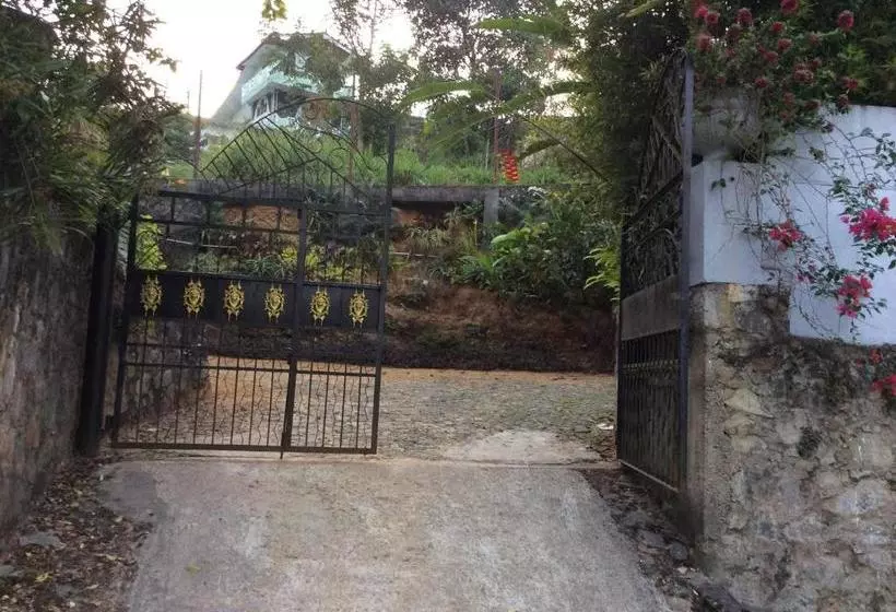 Majatalo Duke S Nose Holiday Bungalow