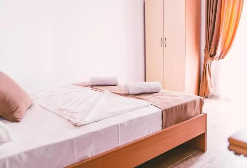 پانسیون Guest House S Lux