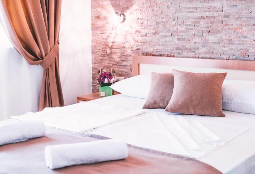 پانسیون Guest House S Lux