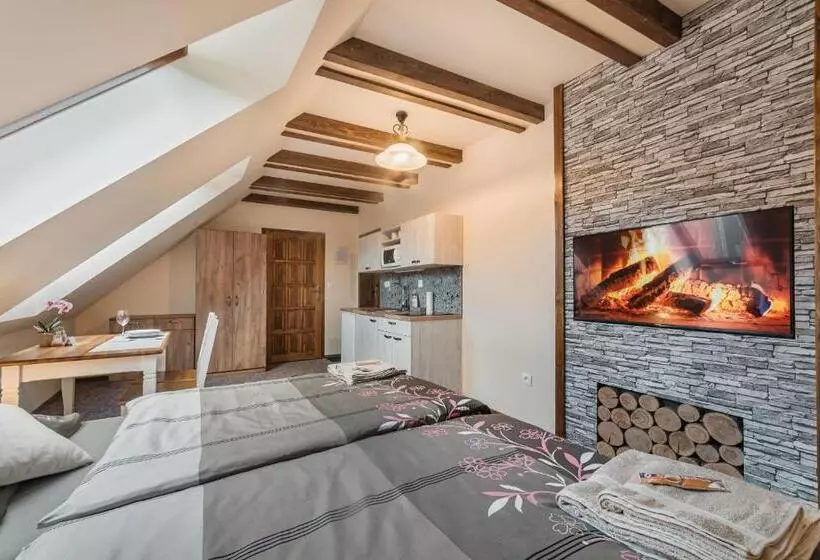 Majatalo Privat Lena