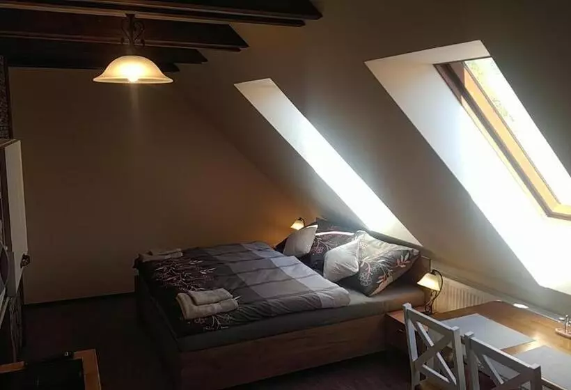 Majatalo Privat Lena