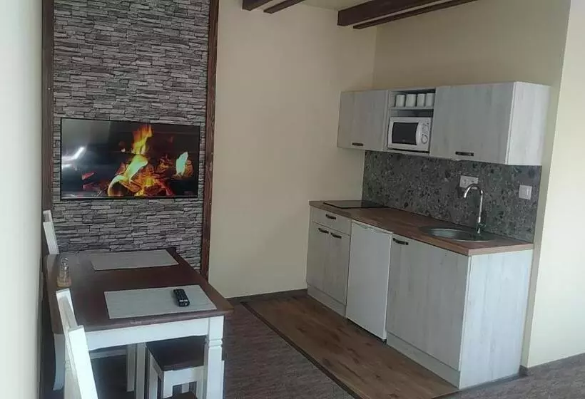 Majatalo Privat Lena