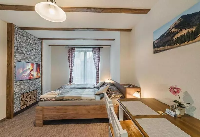 Majatalo Privat Lena