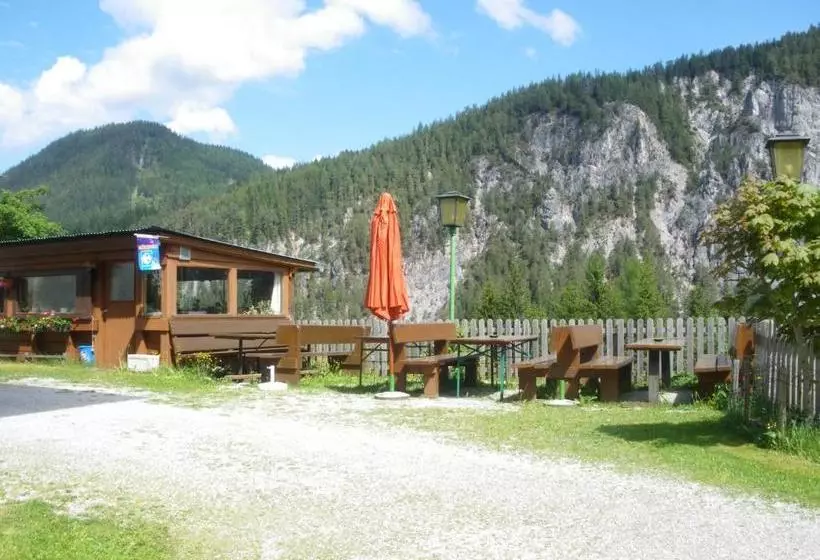 ユースホステル Alpengasthof Draxler