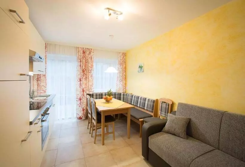 ユースホステル Alpengasthof Draxler