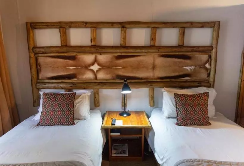 Hotelli Riverside Lodge & Conference Center