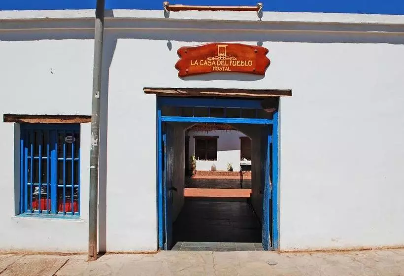 پانسیون La Casa Del Pueblo Hostal