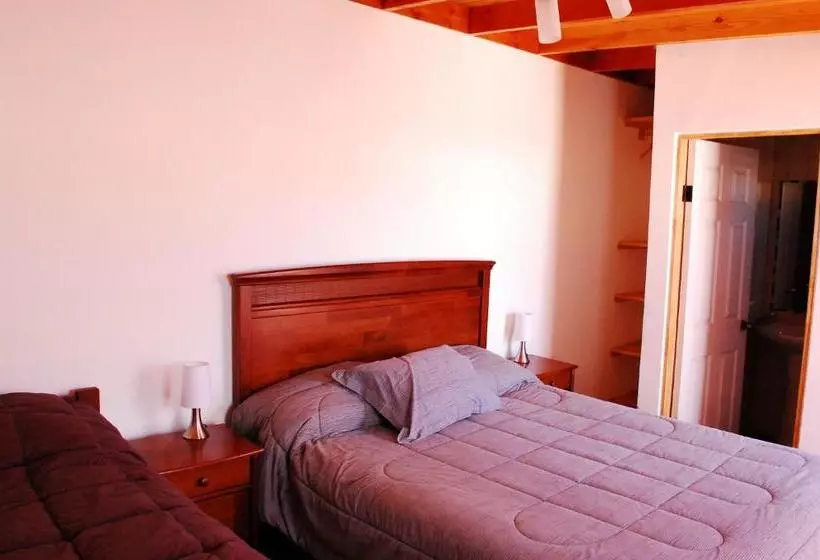 پانسیون La Casa Del Pueblo Hostal