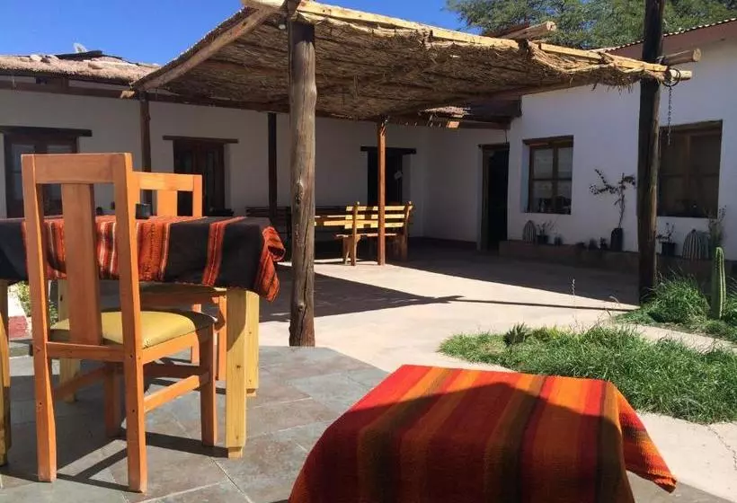 پانسیون La Casa Del Pueblo Hostal
