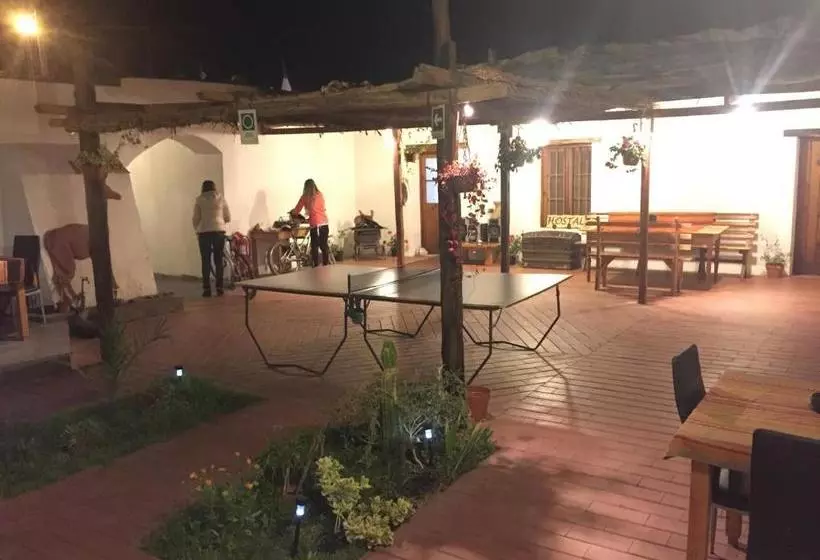 پانسیون La Casa Del Pueblo Hostal