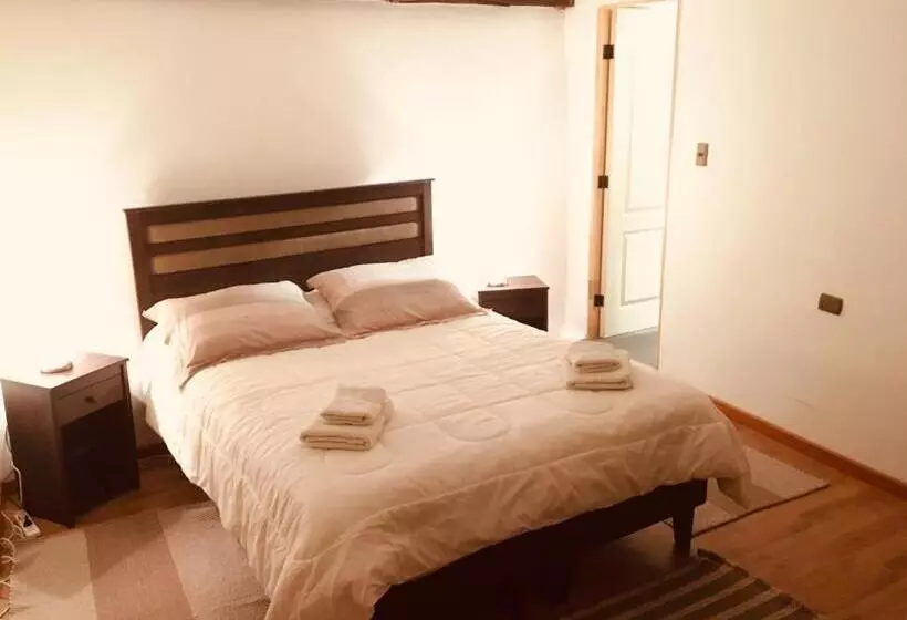 پانسیون La Casa Del Pueblo Hostal